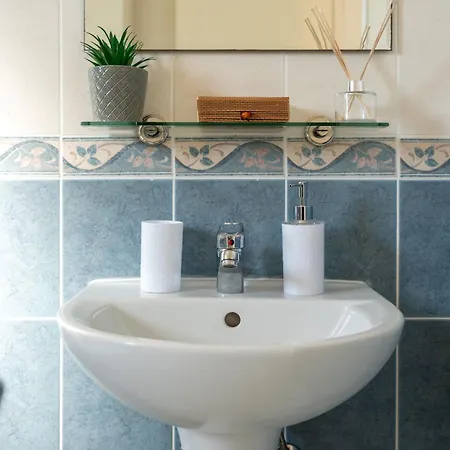 H&o Lifestyle Penthouse Apartment Paphos