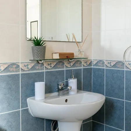 H&o Lifestyle Penthouse Пафос