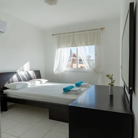 H&o Lifestyle Penthouse Пафос