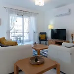 H&o Lifestyle Penthouse * פאפוס